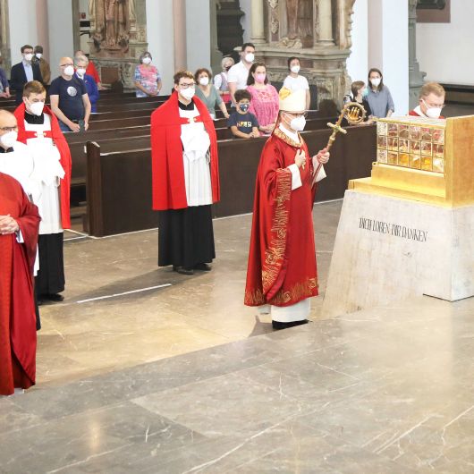 Mit einem feierlichen Pontifikalgottesdienst ist am Sonntag, 4. Juli, im Würzburger Kiliansdom die Kiliani-Wallfahrtswoche 2021 eröffnet worden.