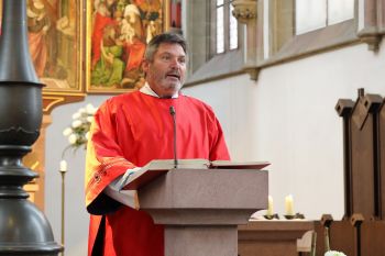 Generalvikar Dr. Jürgen Vorndran feierte zur Kiliani-Wallfahrt der Marktkaufleute und Schausteller einen Gottesdienst in der Marienkapelle.