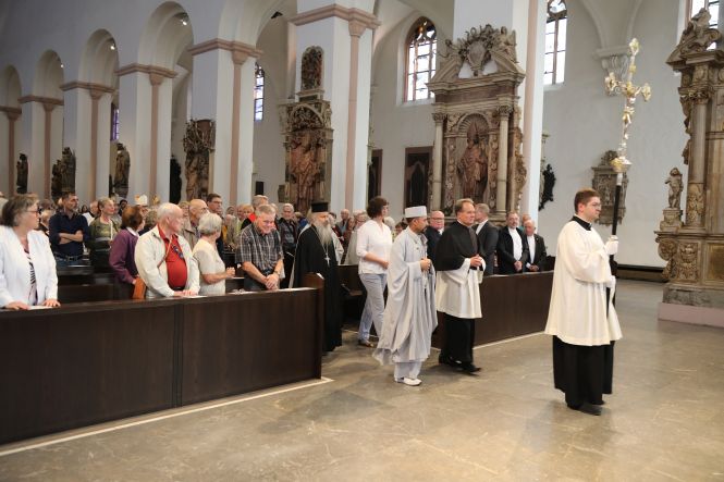 Ein ökumenischer Gottesdienst mit Vertretern von sechs christlichen Konfessionen wurde am Mittwochabend, 5. Juli, im Kiliansdom gefeiert. 