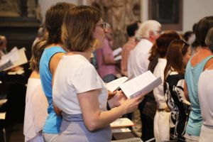 Einen Kiliani-Gottesdienst zum Diözesankirchenmusiktag hat Bischof Dr. Franz Jung am Samstag, 8. Juli, dem Hochfest der Frankenapostel, mit Kirchenchören aus dem ganzen Bistum Würzburg gefeiert.